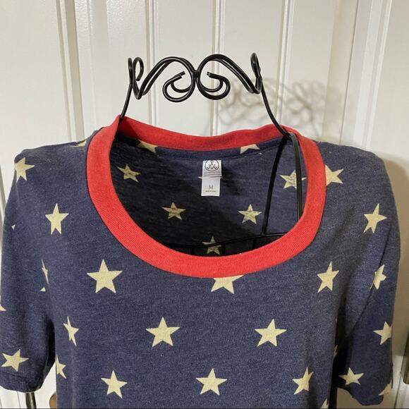 Alternative Earth Blue & White Stars Unisex Tee Size Medium  Contrast Red Trim - Picture 4 of 7